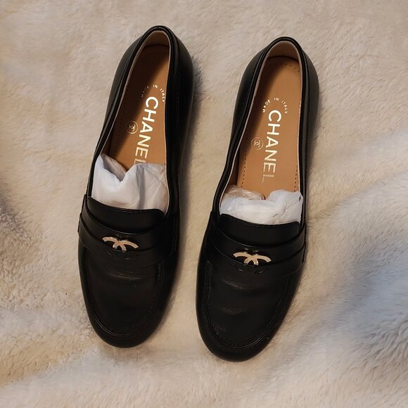 CHANEL Black Loafers 36/6 - Picture 5 of 12
